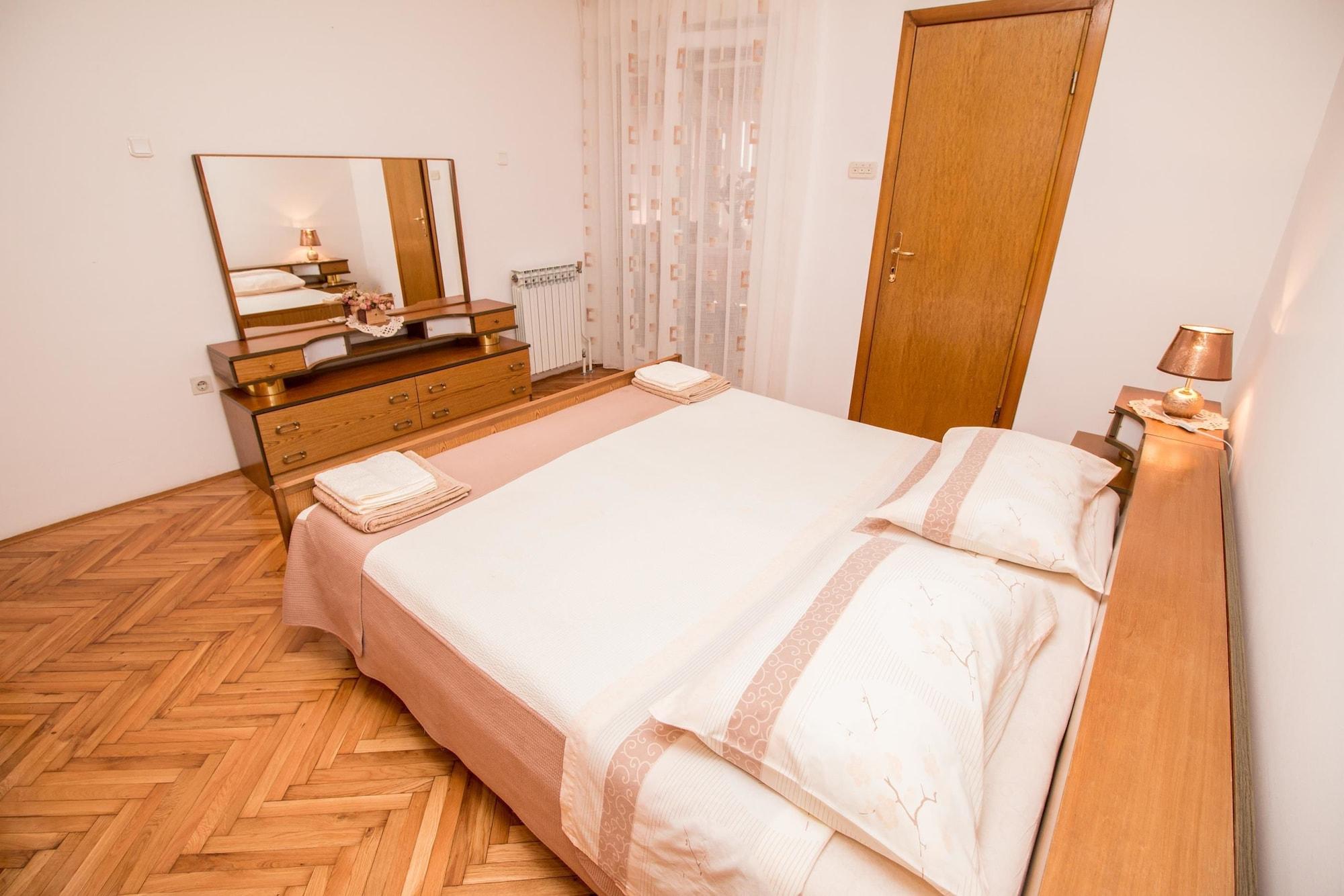 Apartments Divna Rovinj Exterior photo