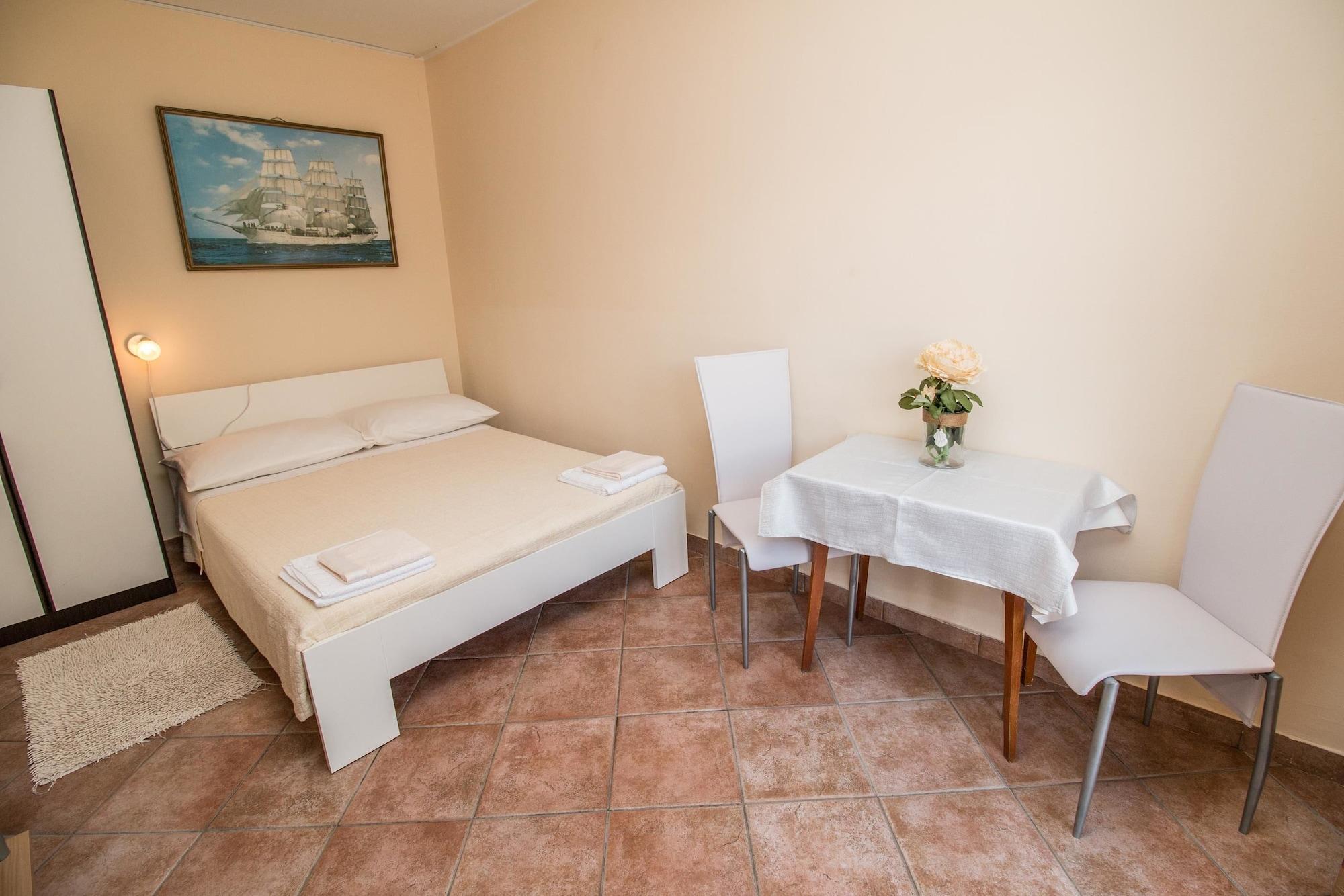 Apartments Divna Rovinj Exterior photo