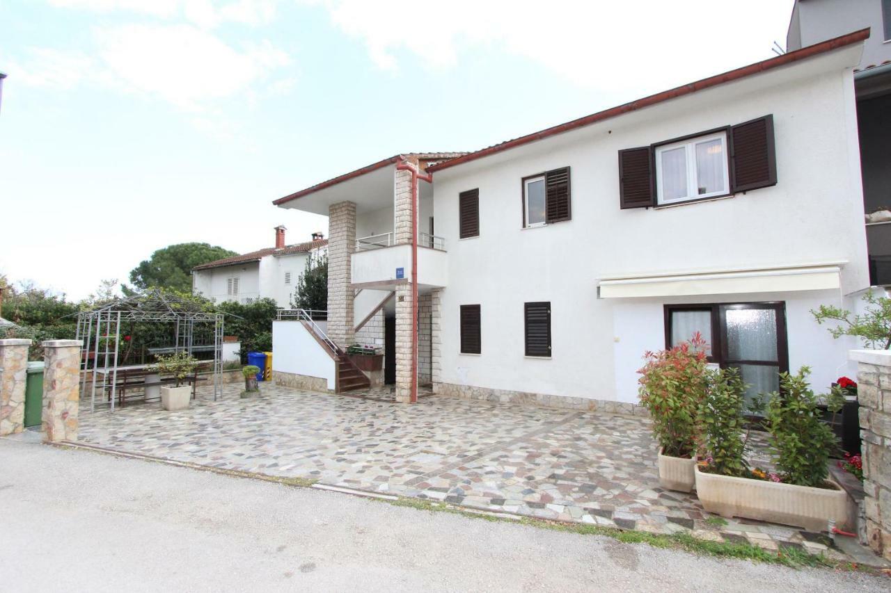 Apartments Divna Rovinj Exterior photo